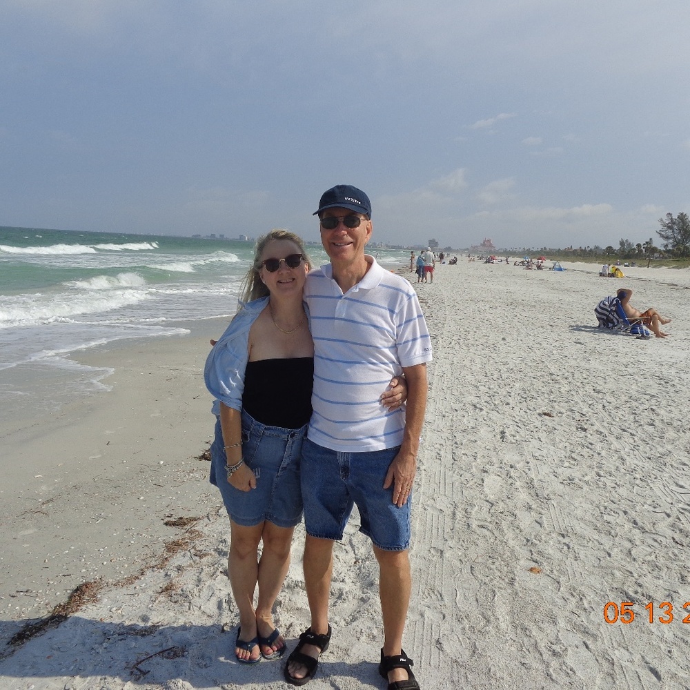 Meet Your Posher Linda & Dave